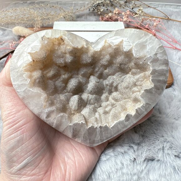 Gorgeous Large Agate Druzy Heart - Picture 7 of 7